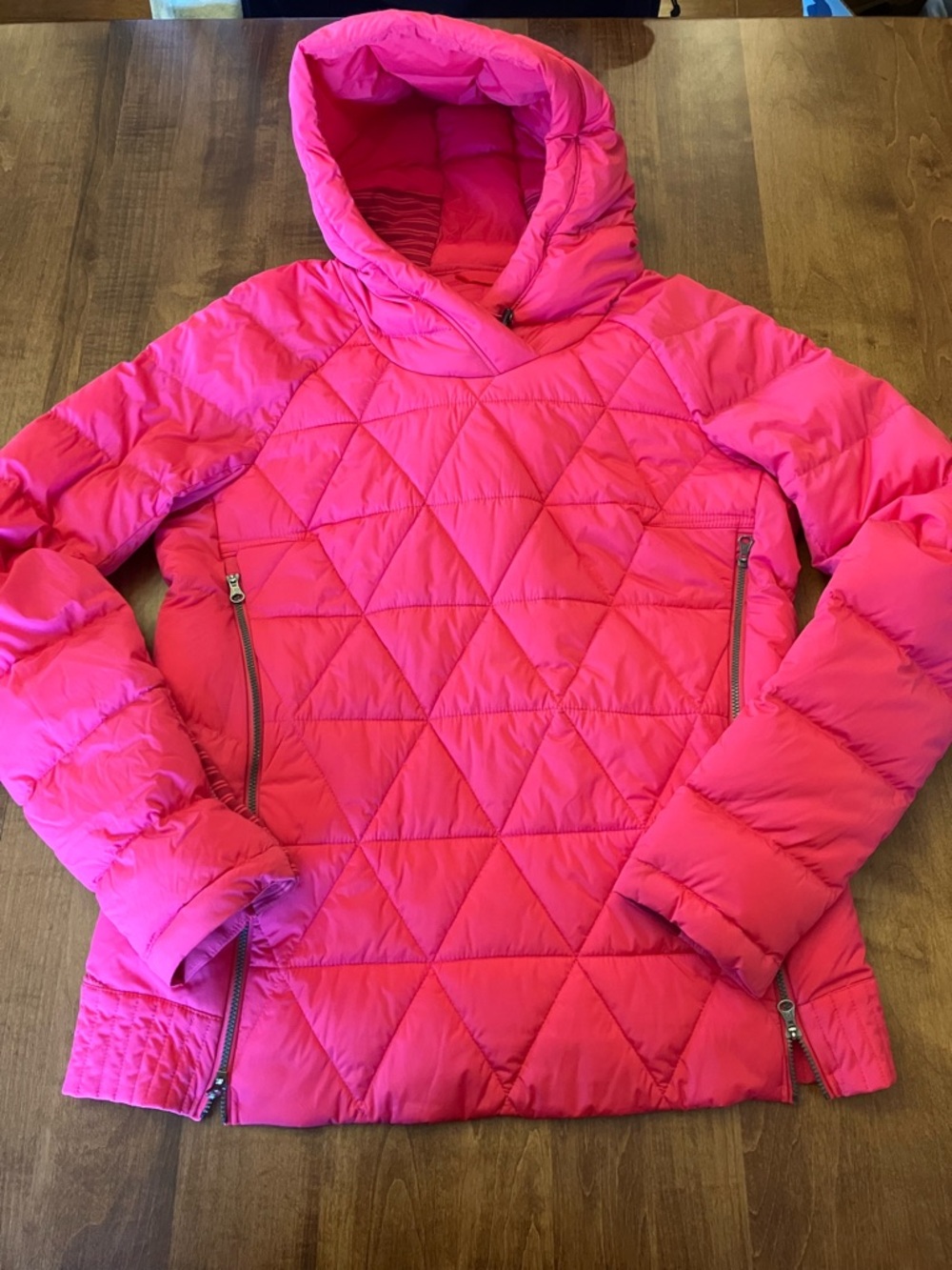 Lululemon pink quilted puffer pullover size 10